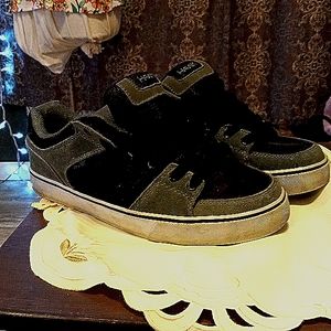 Tommy hawk skateboarding unisex tennis shoes